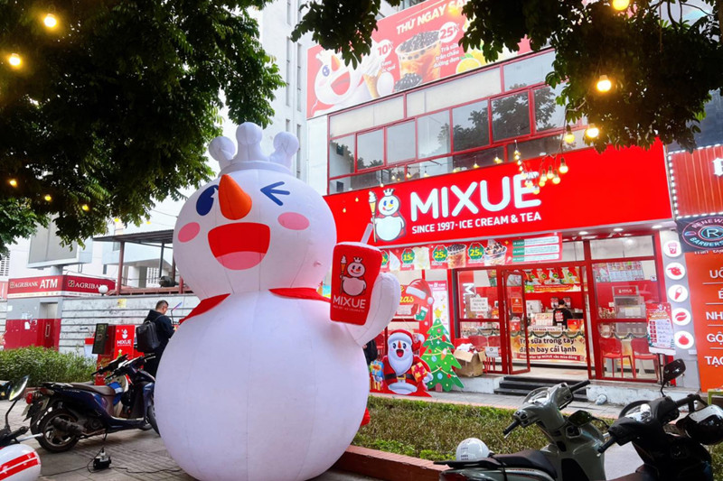 Mixue set its sights beyond the Chinese mainland’s borders early and opened its first overseas store in Hanoi, Vietnam in 2018. Photo: Mixue